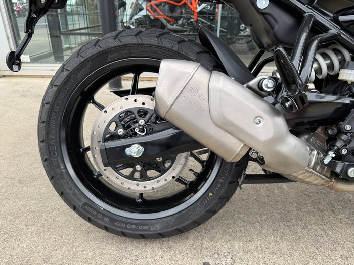 2025 Royal Enfield (see Also Enfiel GUERILLA 450