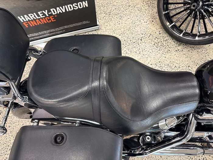 2014 Harley-Davidson SuperLow 1200T (XL1200T) Sportster Black