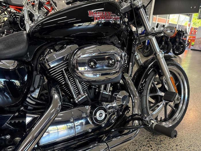 2014 Harley-Davidson SuperLow 1200T (XL1200T) Sportster Black