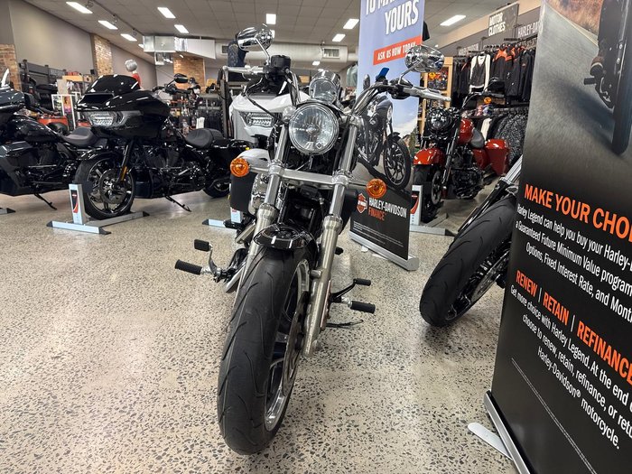 2014 Harley-Davidson SuperLow 1200T (XL1200T) Sportster Black