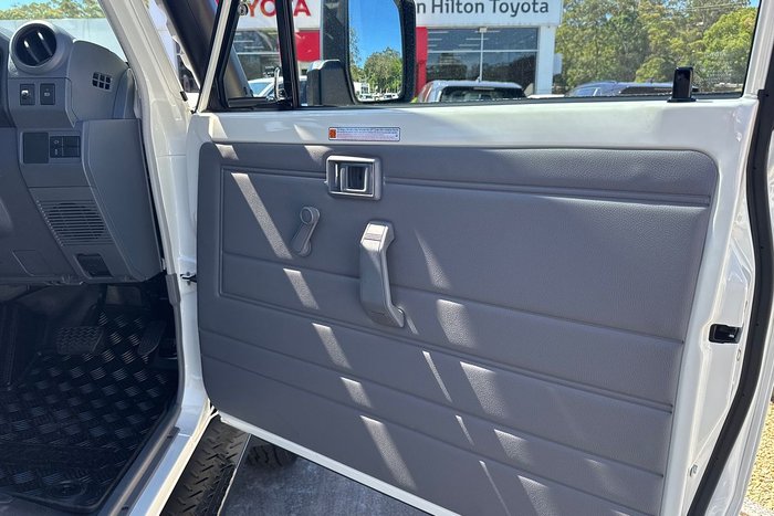 2025 Toyota Landcruiser Workmate Troopcarrier