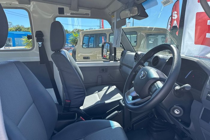 2025 Toyota Landcruiser Workmate Troopcarrier