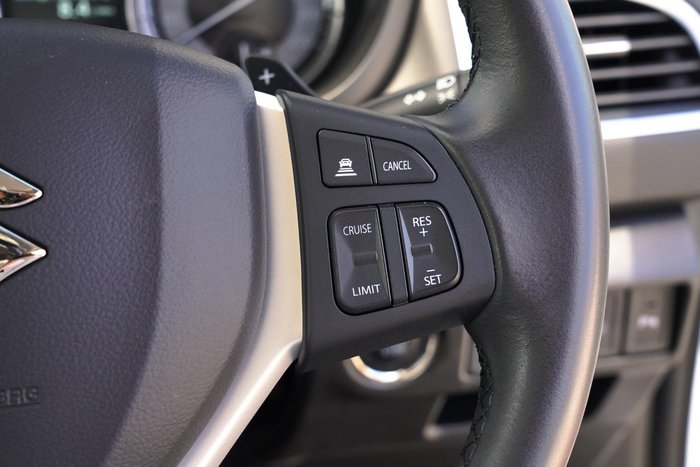 2024 Suzuki S-Cross ALLGRIP Prestige