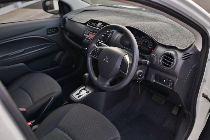 2016 Mitsubishi Mirage ES