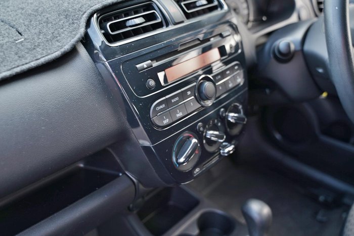 2016 Mitsubishi Mirage ES