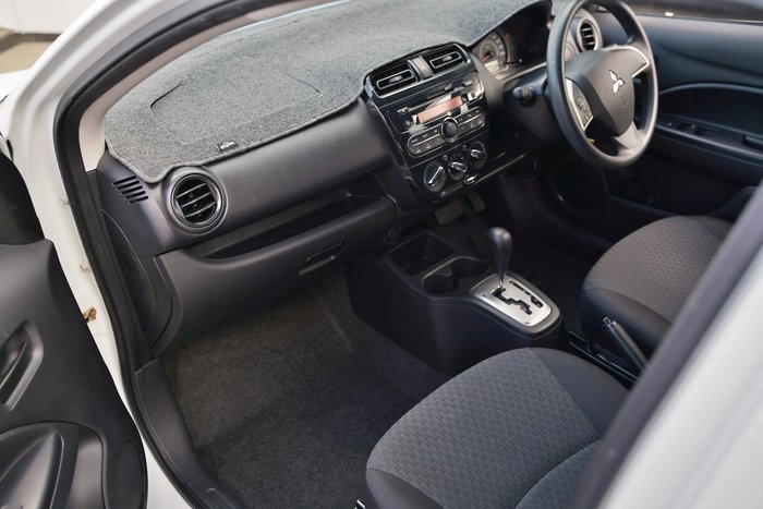 2016 Mitsubishi Mirage ES