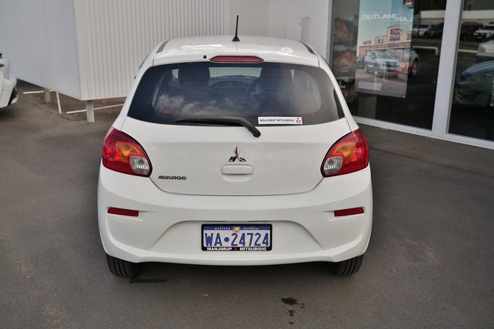 2016 Mitsubishi Mirage ES