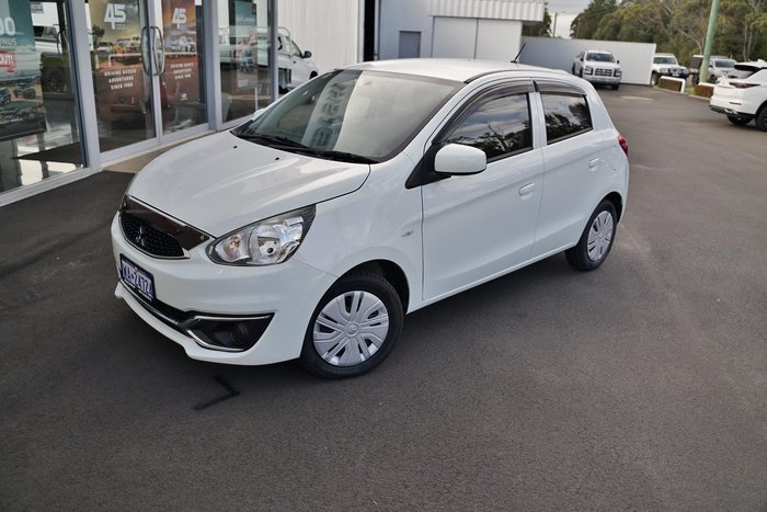 2016 Mitsubishi Mirage ES