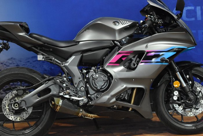 2024 Yamaha YZF-R7LA Grey