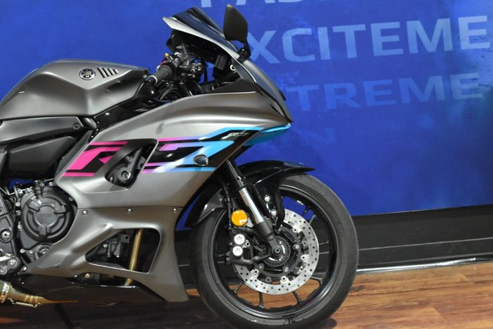 2024 Yamaha YZF-R7LA Grey