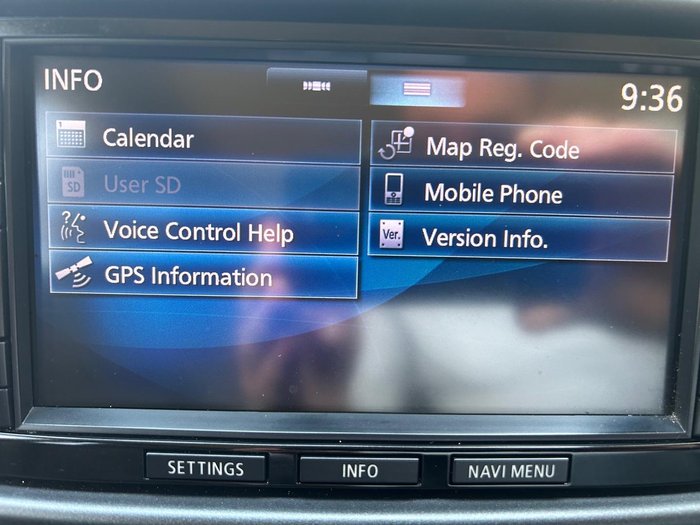 2013 Mitsubishi Pajero VR-X