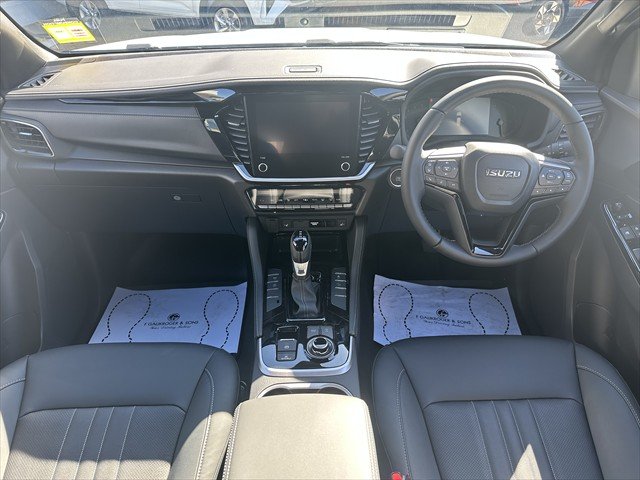 2025 ISUZU MU-X LS-T