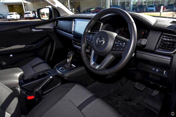 2025 Mazda BT-50 XTR