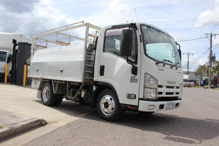 2014 Isuzu N Series NLR 200 WHITE