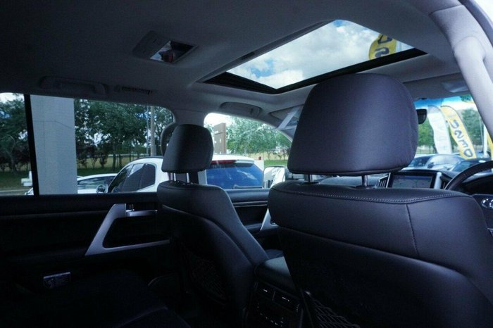 2020 Toyota Landcruiser VX