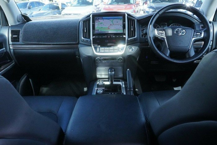 2020 Toyota Landcruiser VX