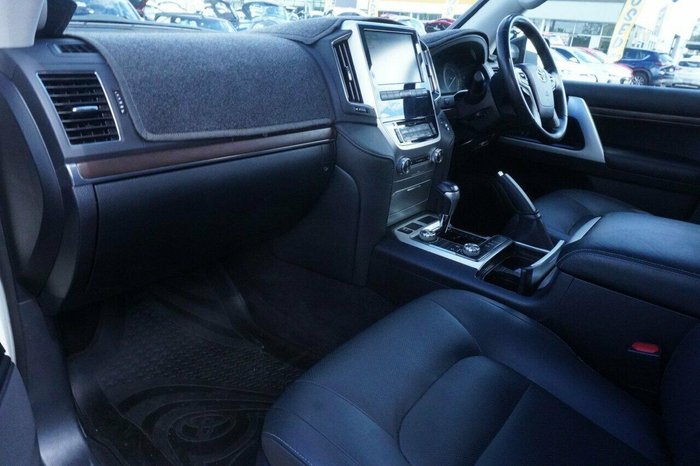 2020 Toyota Landcruiser VX