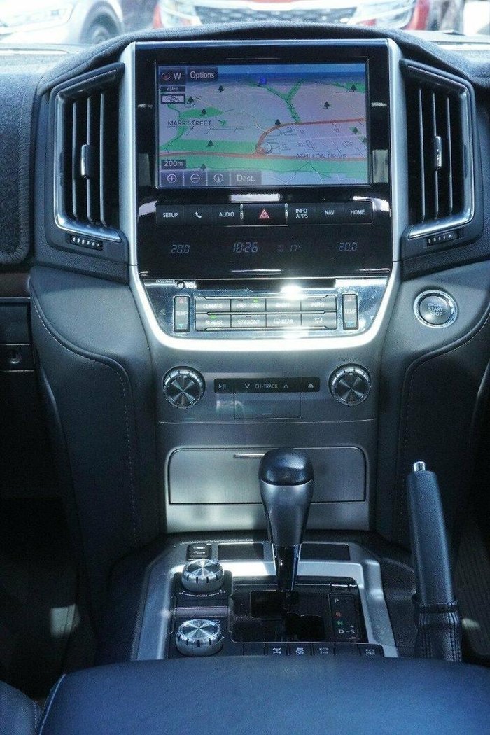 2020 Toyota Landcruiser VX