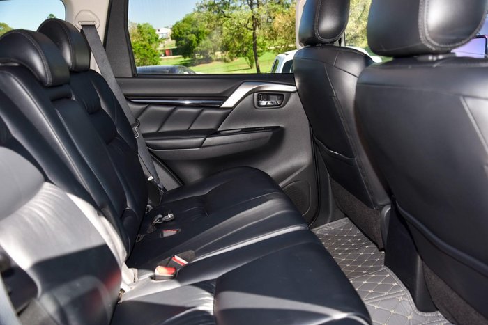 2016 Mitsubishi Pajero Sport GLS