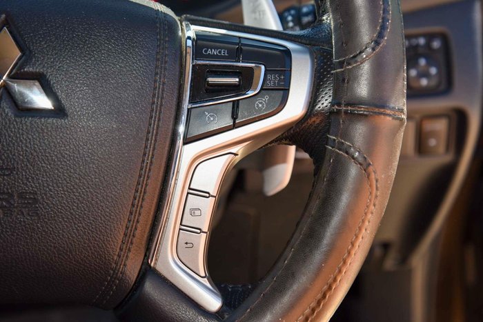 2016 Mitsubishi Pajero Sport GLS