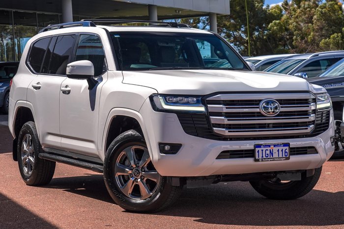 2024 Toyota Landcruiser VX FJA300R 4X4 Dual Range Glacier White