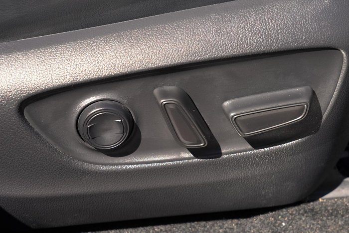 2024 Toyota Landcruiser VX