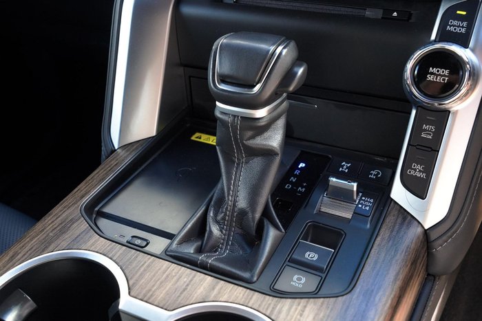 2024 Toyota Landcruiser VX