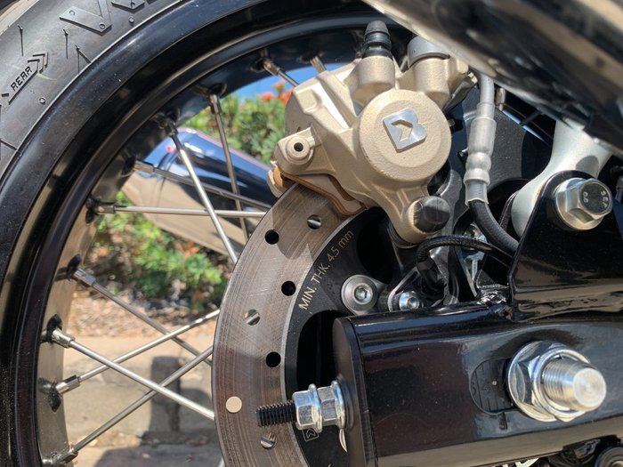 2025 Royal Enfield CONTINENTAL GT 650 E5 CLASSIC Brown/ Green