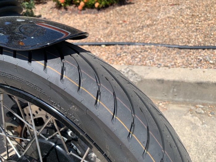 2025 Royal Enfield CONTINENTAL GT 650 E5 CLASSIC Brown/ Green