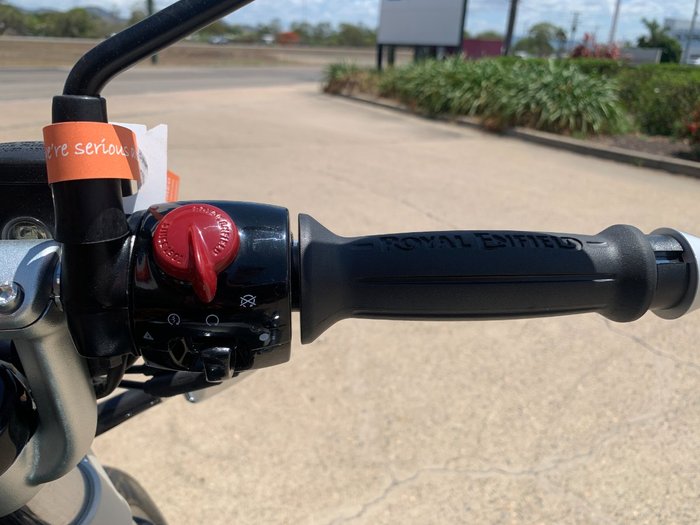 2025 Royal Enfield CONTINENTAL GT 650 E5 CLASSIC Brown/ Green