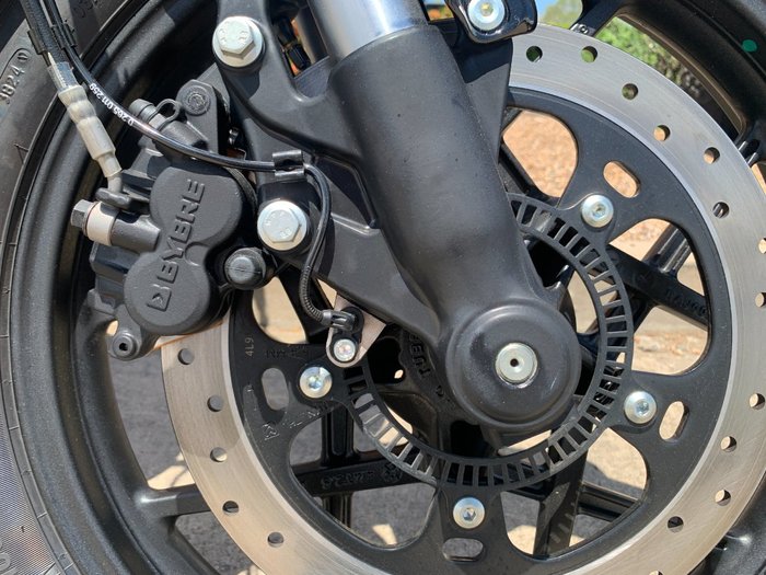 2025 Royal Enfield SHOTGUN 650 Green