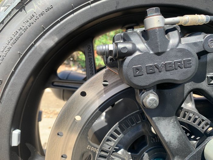 2025 Royal Enfield SHOTGUN 650 Green