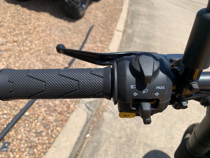 2025 Royal Enfield GUERILLA 450 Yellow