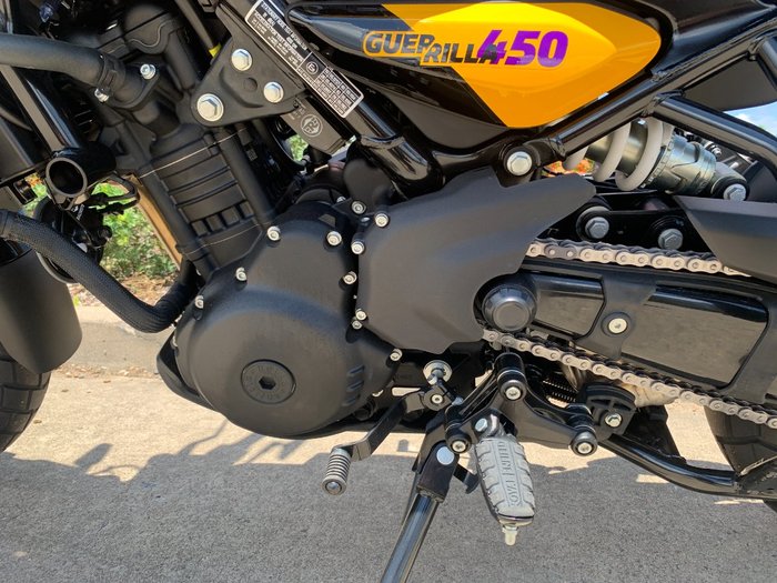 2025 Royal Enfield GUERILLA 450 Yellow