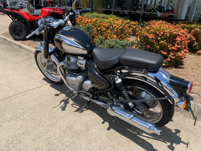 2025 Royal Enfield CLASSIC 650 Black
