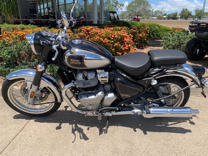 2025 Royal Enfield CLASSIC 650 Black