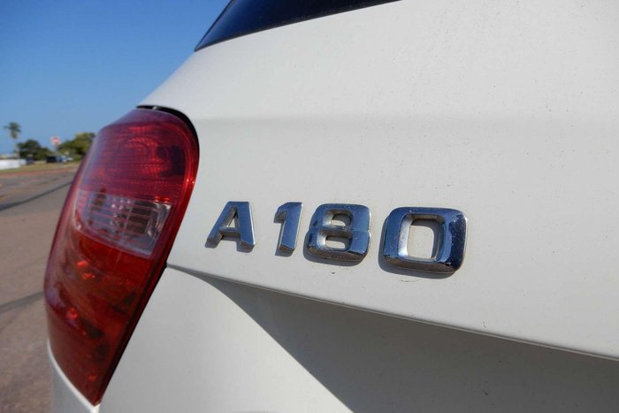 2015 Mercedes-Benz A-Class A180 W176 Cirrus White