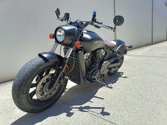 2022 INDIAN SCOUT BOBBER BLACK SMOKE