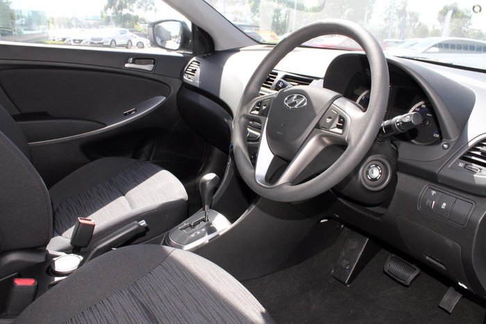 2017 Hyundai Accent Active