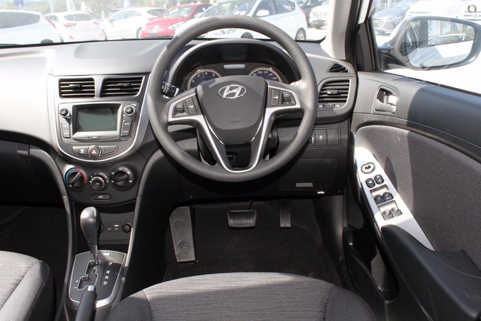 2017 Hyundai Accent Active