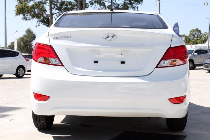 2017 Hyundai Accent Active