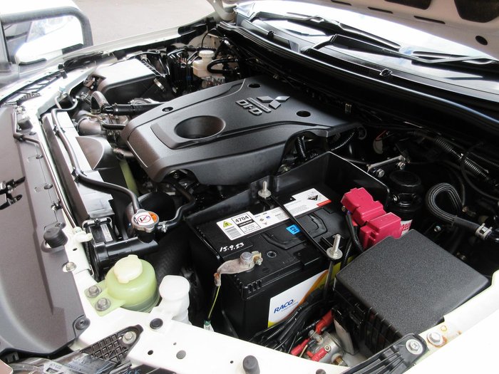 2016 Mitsubishi Triton Exceed