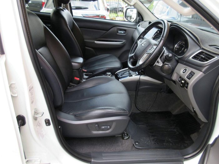 2016 Mitsubishi Triton Exceed