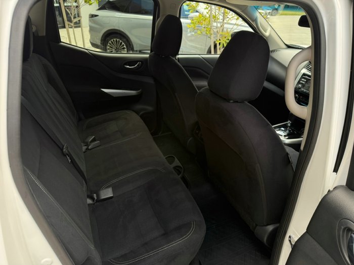 2016 Nissan Navara ST