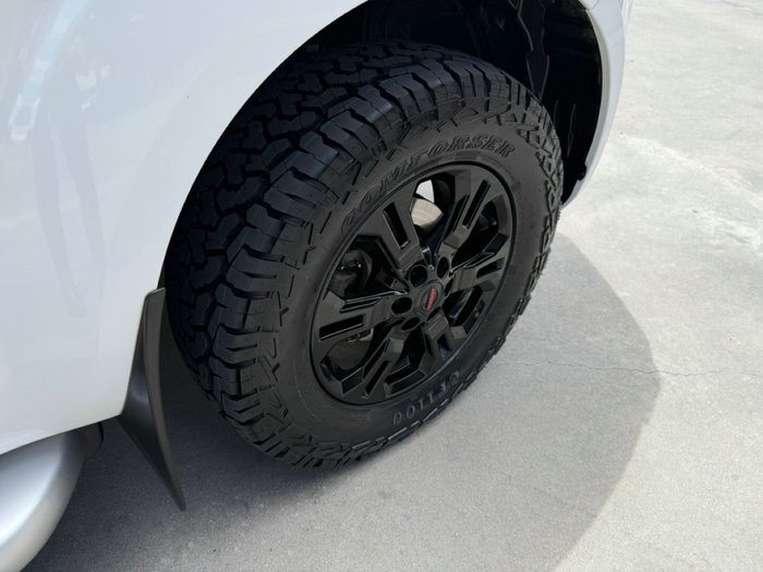 2016 Nissan Navara ST