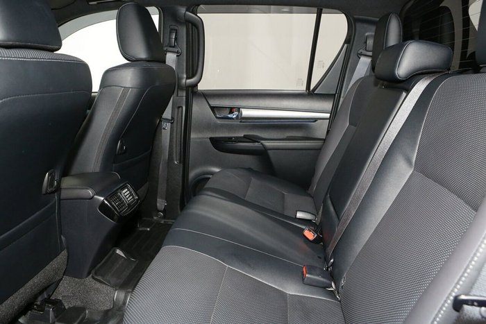 2020 Toyota Hilux Rogue