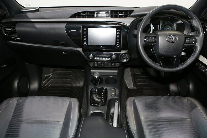 2020 Toyota Hilux Rogue