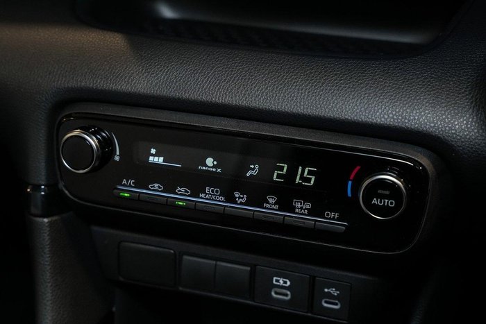 2025 Toyota Yaris ZR Hybrid