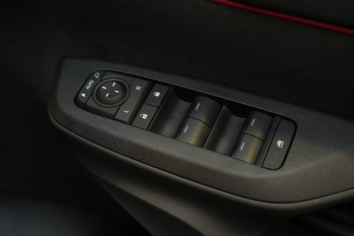 2025 Toyota Yaris ZR Hybrid