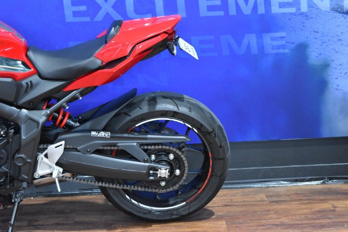 2023 Honda CBR650R Red